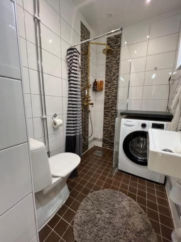 شقة Fresh And Cozy Little House 45Km In Taby ستوكهولم المظهر الخارجي الصورة